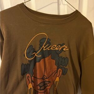 Brown Graphic Sweatshirt with Queen Design